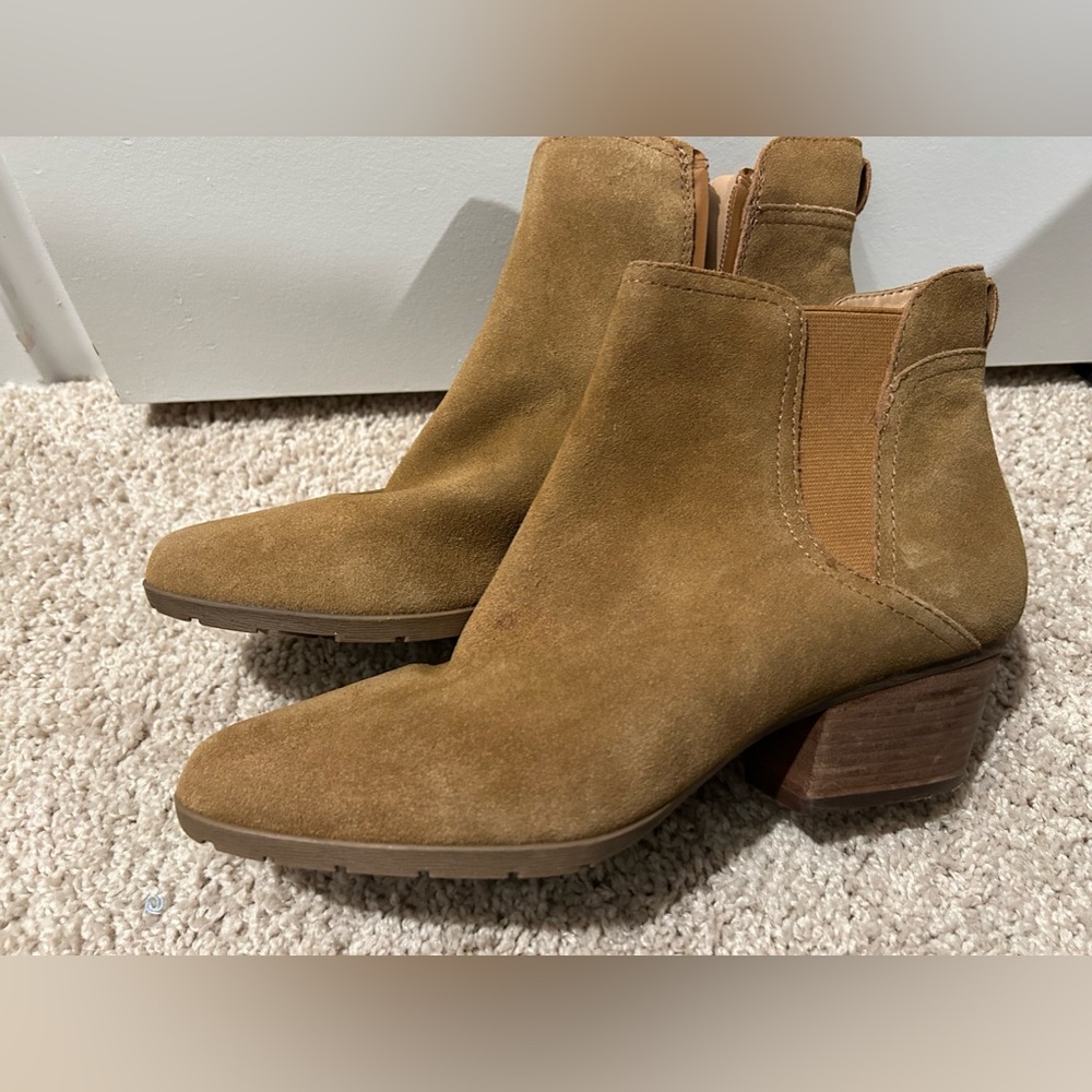 Blondo Samara Suede Leather Waterproof Ankle Boots Size 8.5